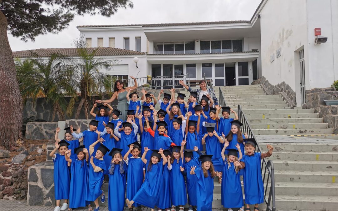 Sexto de Infantil celebra su acto de graduación