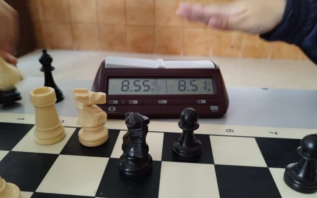 Utilizamos el reloj de ajedrez