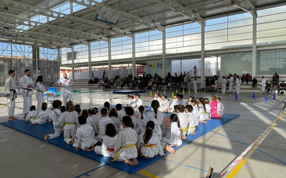 ¡Encuentro de judo en nuestro cole!