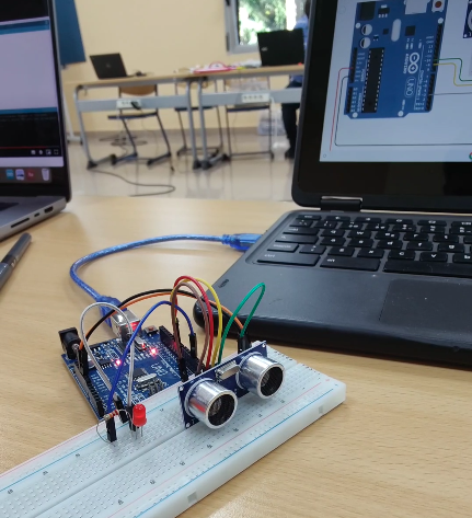 Varios profesores de nuestro centro completan su formación en robótica