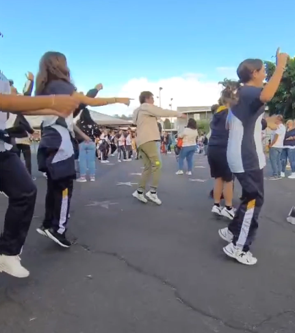 1º ESO finaliza la narrativa «Diversity» con un Flashmob